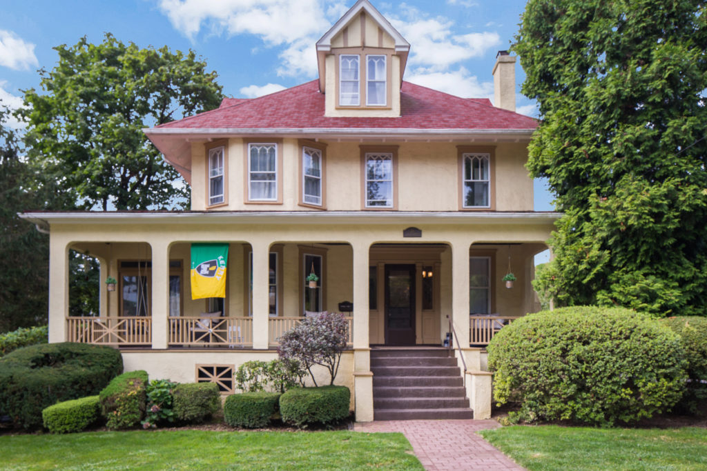 35 Ellison Avenue Bronxville, PO/Yonkers, NY Houlihan & O'Malley Real