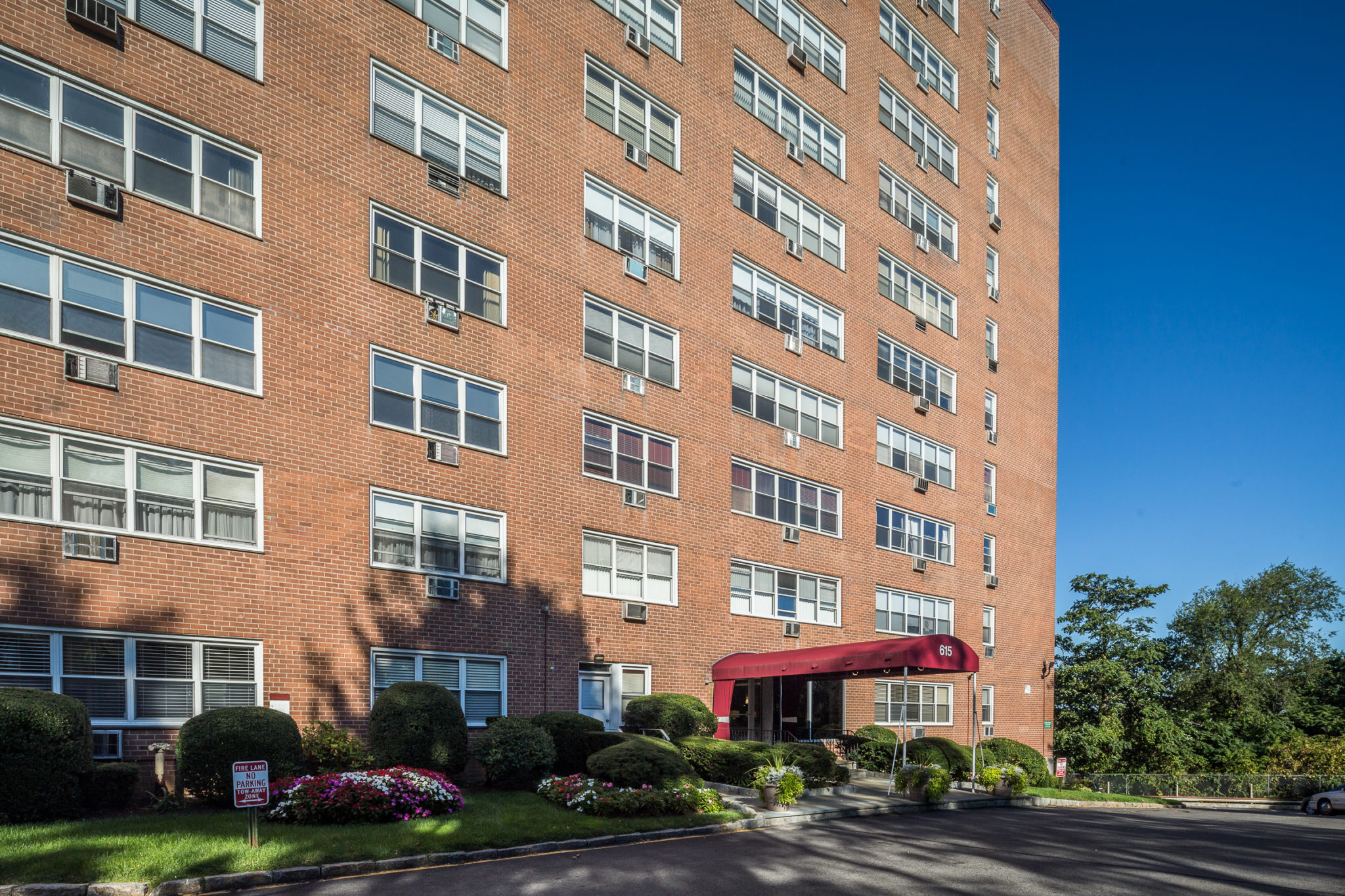 615 Palmer Road 108, Bronxville PO/Yonkers Houlihan & O'Malley Real